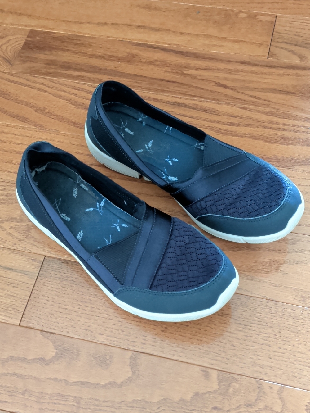 Skechers Comfort Knit Navy Slip-On Flats for Women